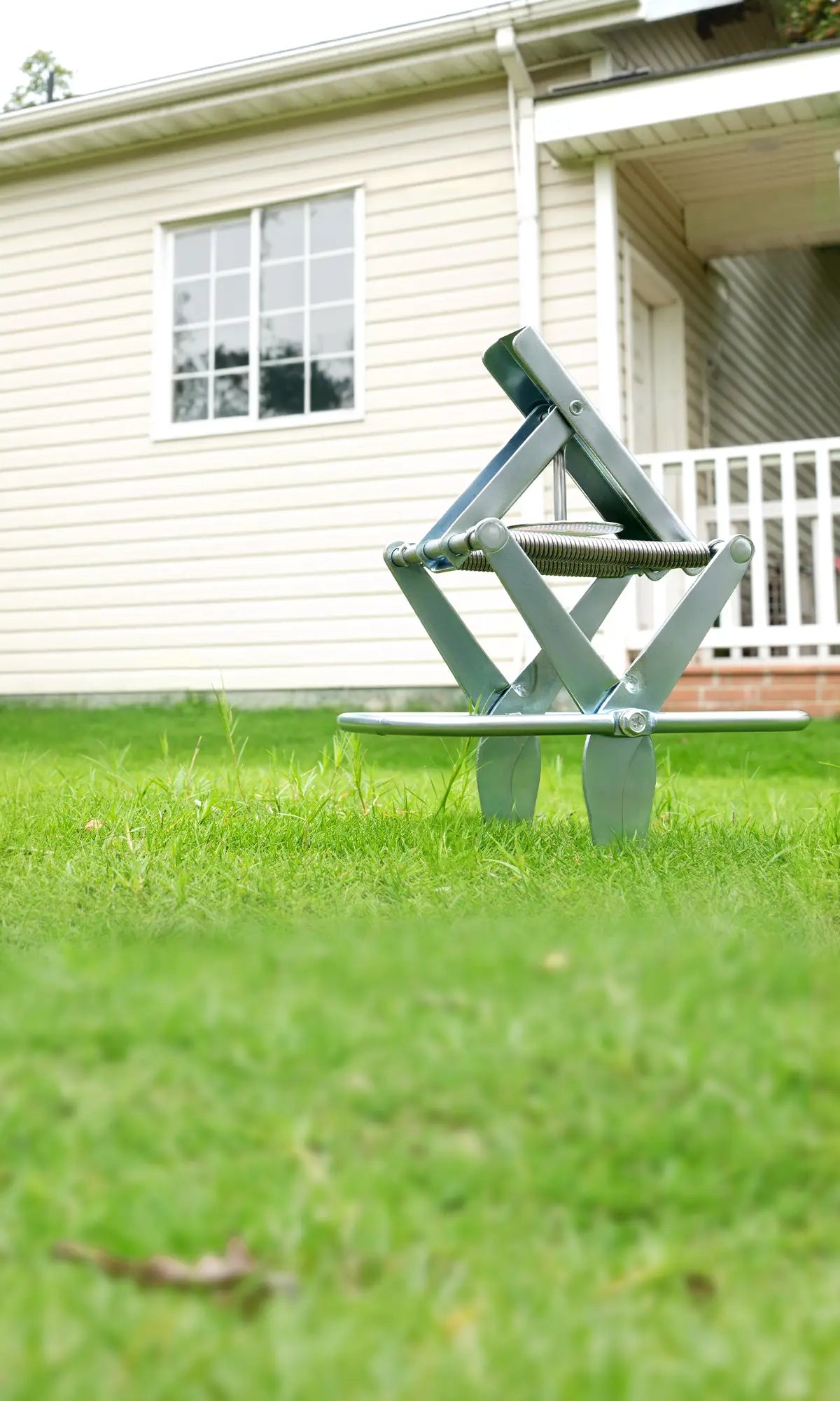 Protect Your Yard By Polaflex Moles Trap